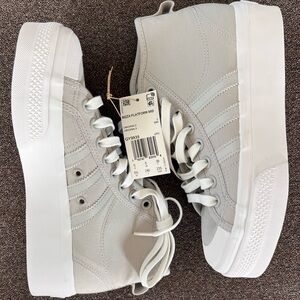 Adidas Nizza Platform Mid in Light Gray